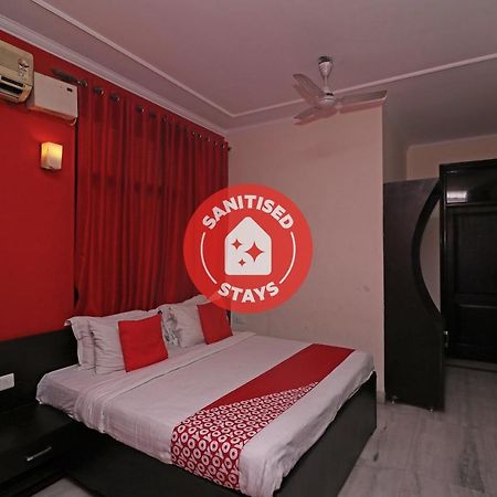 Oyo 79434 Hotel Green Villa นาคปุระ ภายนอก รูปภาพ