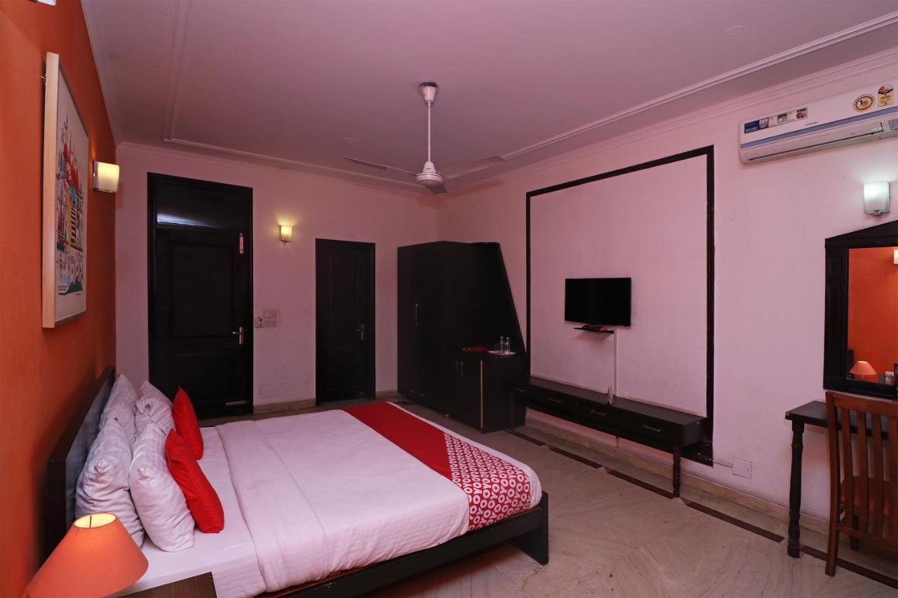 Oyo 79434 Hotel Green Villa นาคปุระ ภายนอก รูปภาพ