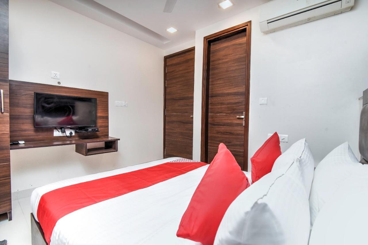 Oyo 79434 Hotel Green Villa นาคปุระ ภายนอก รูปภาพ