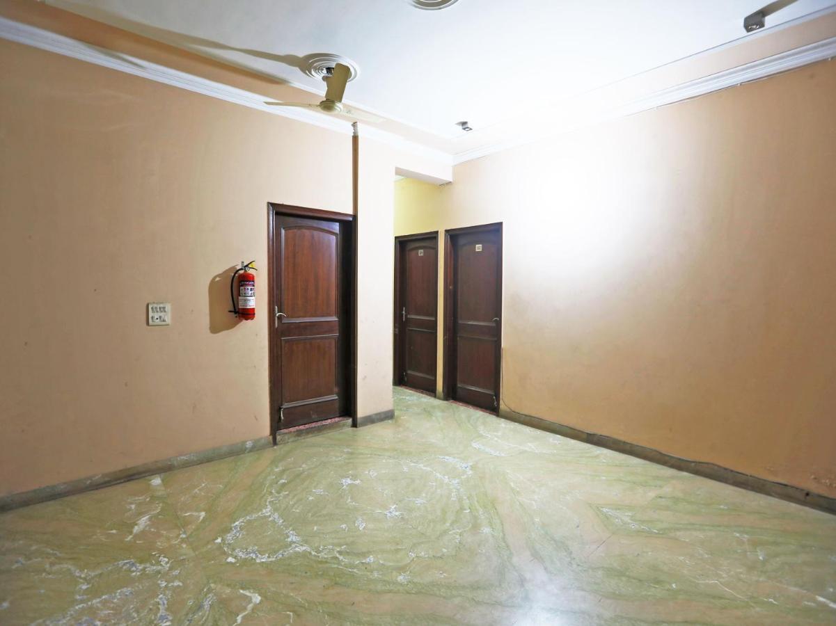 Oyo 79434 Hotel Green Villa นาคปุระ ภายนอก รูปภาพ